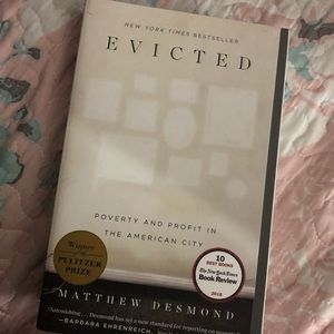 Evicted by Mathew Desmond (Paperback book)